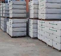 旭东围挡基础水泥块：提升工程质量的基石